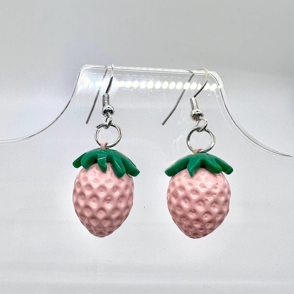 Strawberry Earrings - Pink Strawberries - Fruit Earrings - Food Earrings